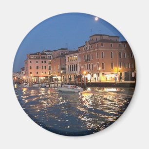 Venice at night magnet