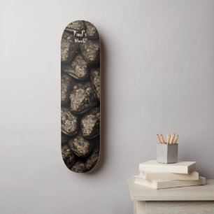 Venomous snake heads in gold & black dark skateboard