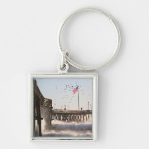 Ventura Pier Waves   El Nino Key Ring