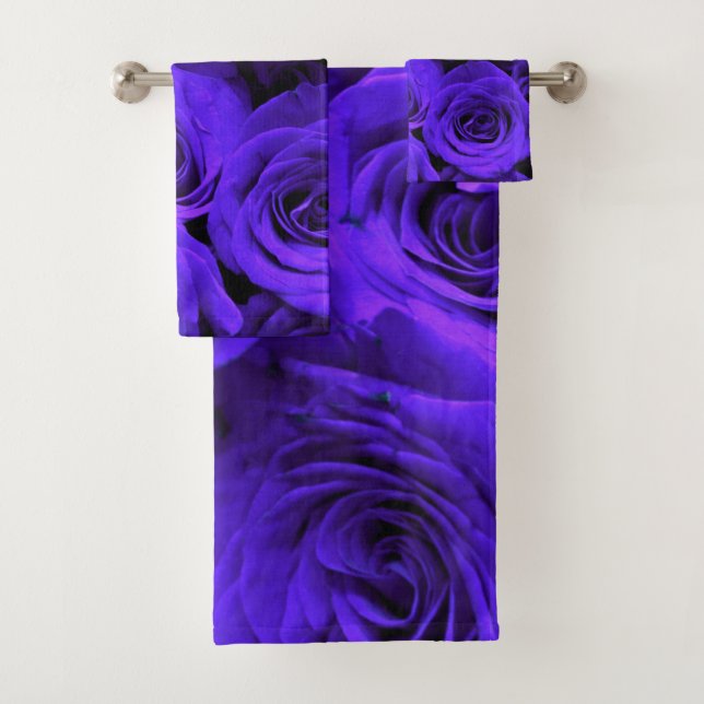 Veri peri periwinkle blue purple roses       bath towel set (Insitu)