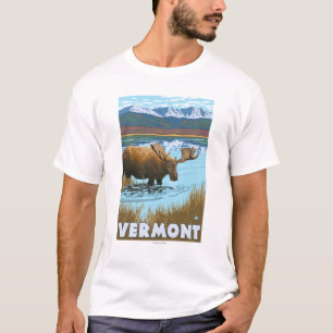 VermontMoose Drinking in Lake T-Shirt