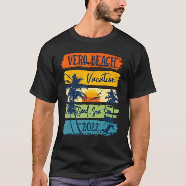 Vero Beach Florida Vacation 2022 Matching Family G T-Shirt (Front)