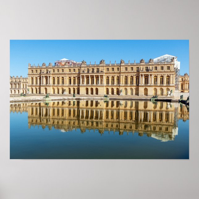 Versailles palace and reflection in a pond poster (Front)