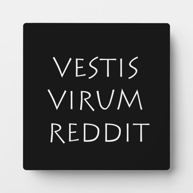Vestis virum reddit plaque (Front)