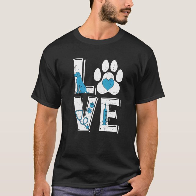 Vet Tech Love Animals Retro Veterinarian Technicia T-Shirt (Front)