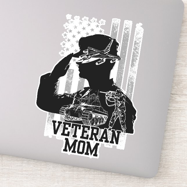 Veteran Mum (Detail)