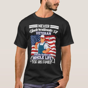 Veteran Pipefitter Best Present For Retired Plumbe T-Shirt