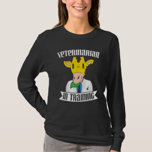 Veterinarian In Training Animal Doctor Future Vet  T-Shirt