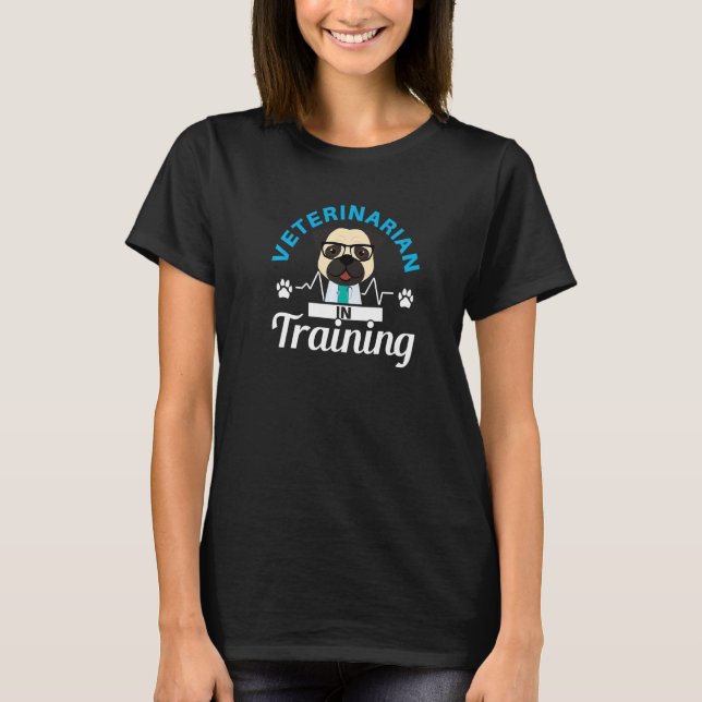 Veterinarian In Training Animal Doctor Future Vet  T-Shirt (Front)