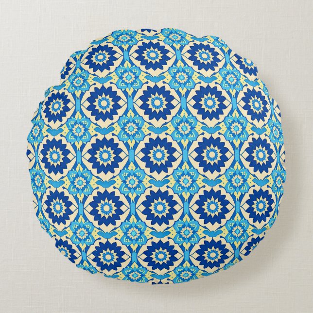 Vibrant Boho Chic Floral Pattern Round Cushion (Front)