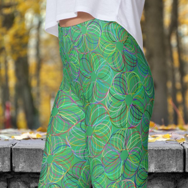 Vibrant Green Cyclic Chaos Pattern Leggings (Green Cyclic Chaos Pattern Leggings)
