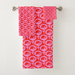 Vibrant Pop Roses Preppy Pink and Red Pattern Bath Towel Set