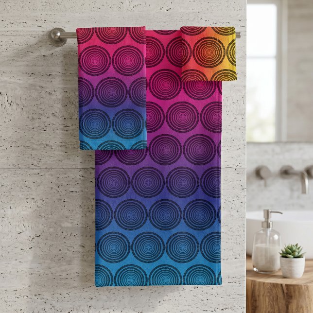 Vibrant Rainbow Gradient Retro Concentric Circles Bath Towel Set (Creator Uploaded)