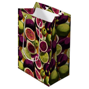 Vibrant Seamless Pattern of Sliced Figs and Limes Medium Gift Bag
