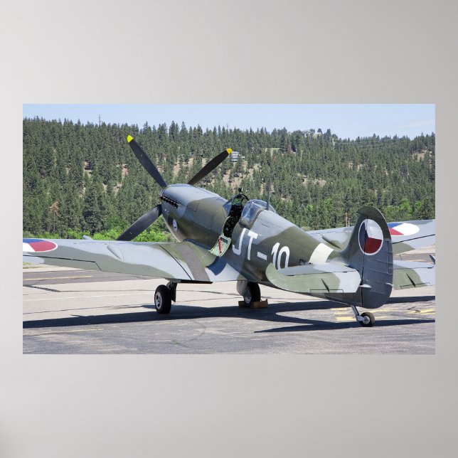 VICKERS SPITPFIRE on STANDBY Poster (Front)