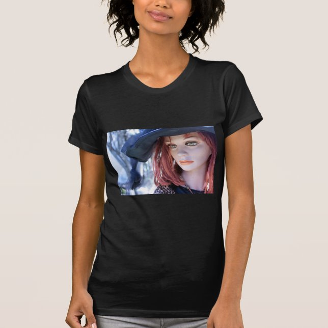 Victoria T-Shirt (Front)