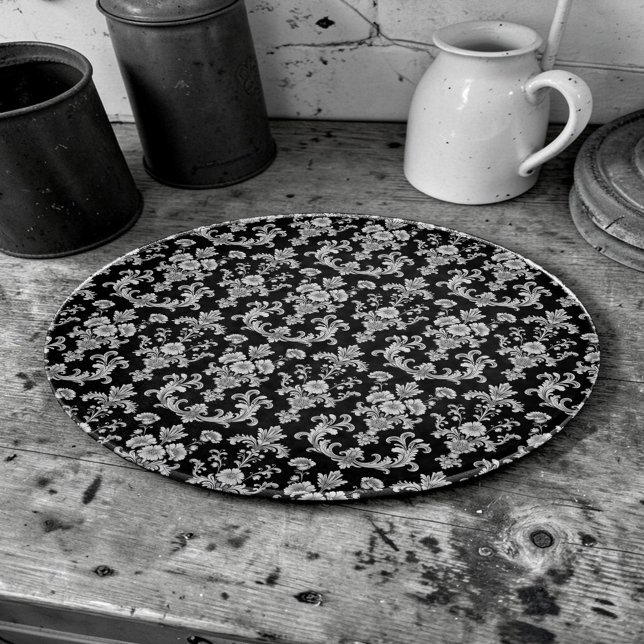Victorian Black and White Damask Pattern Cutting Board (Creator Uploaded)