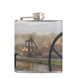 VICTORIAN ENGLAND HIP FLASK