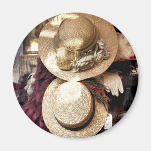 VICTORIAN ENGLAND MAGNET