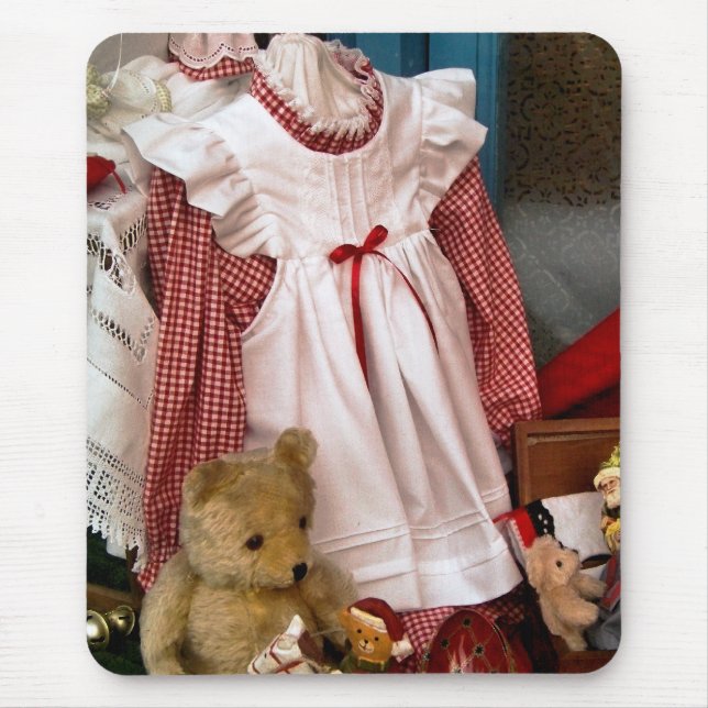 VICTORIAN ENGLAND MOUSE PAD (Front)