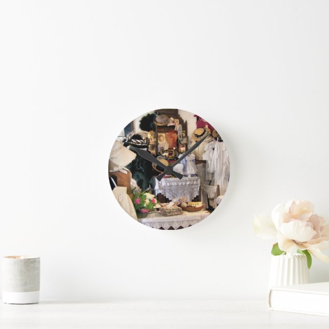 VICTORIAN ENGLAND ROUND CLOCK (Home)