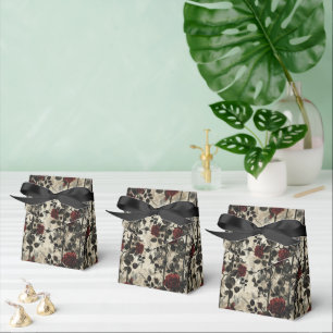 Victorian Gothic Garden Roses Pattern Favour Box