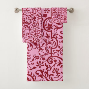 Victorian motif in pink bath towel set