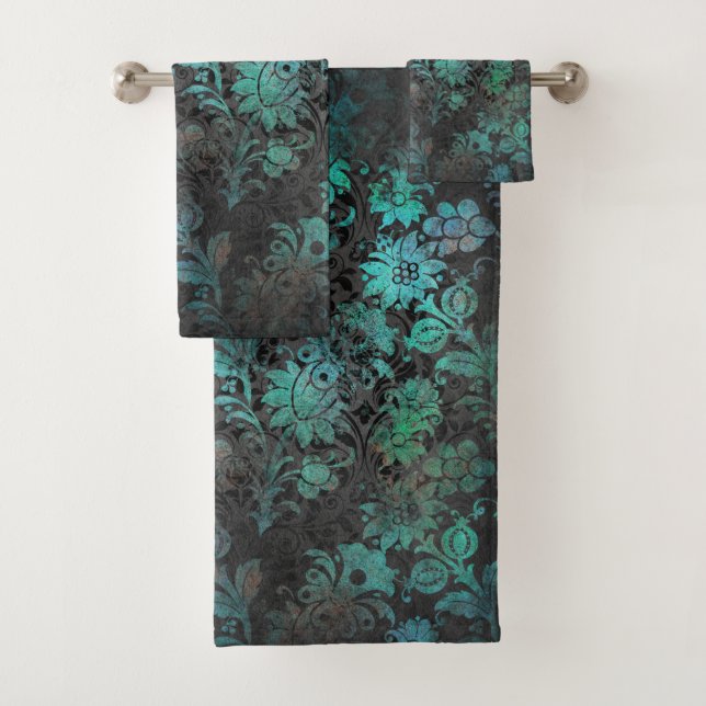 Victorian Vintage Goth Bath Towel Set (Insitu)