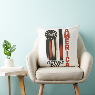 Victory Day Patriotic Distressed USA Art Cushion