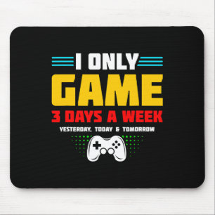 Video Game Player - Video Gamer - Gamer Meme - Fun Mouse Pad