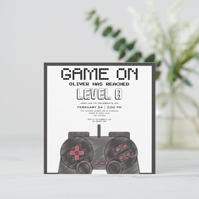 video games photo birthday  invitation (Standing Front)