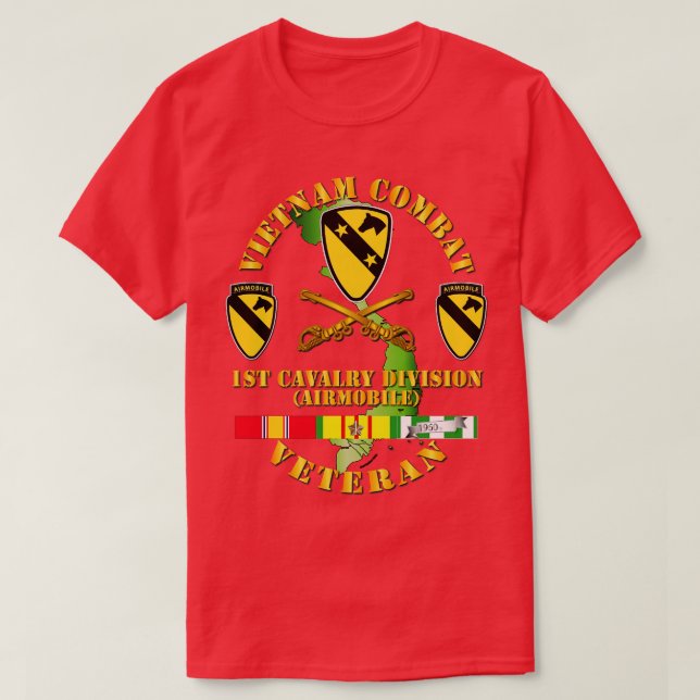 Vietnam Combat Veteran w 1st Cav DUI T-Shirt (Design Front)