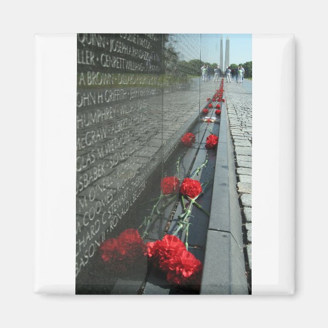Vietnam veterans Memorial Wall Magnet (Front)