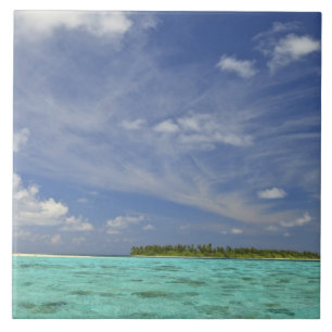 View of Funadoo Island from Funadovilligilli 3 Tile