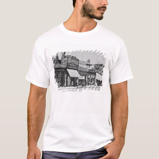 View of Notting Hill Gate, c.1913 T-Shirt (Front)