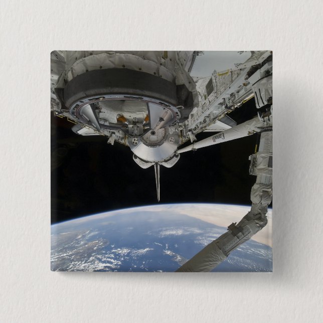 View of Space Shuttle Discovery 15 Cm Square Badge (Front)
