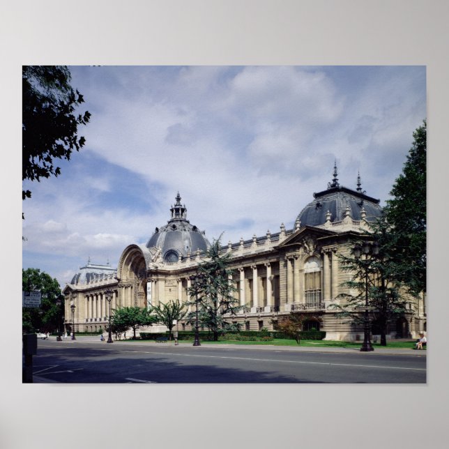 View of the facade of the Petit-Palais Poster (Front)
