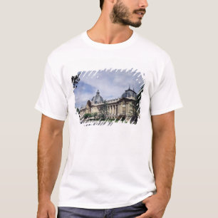 View of the facade of the Petit-Palais T-Shirt