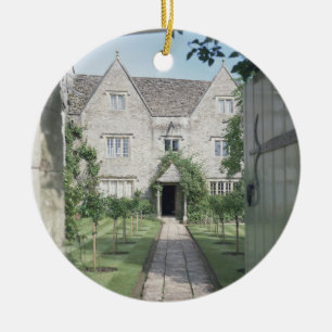 View of the front of the house (photo) ceramic ornament