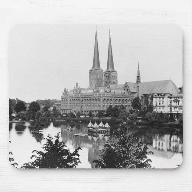 View of the museum mouse pad (Front)