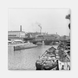 View of the River Spree, Berlin, c.1910 Magnet