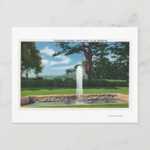 View of the Tanglewood Gardens and Fountain Postcard