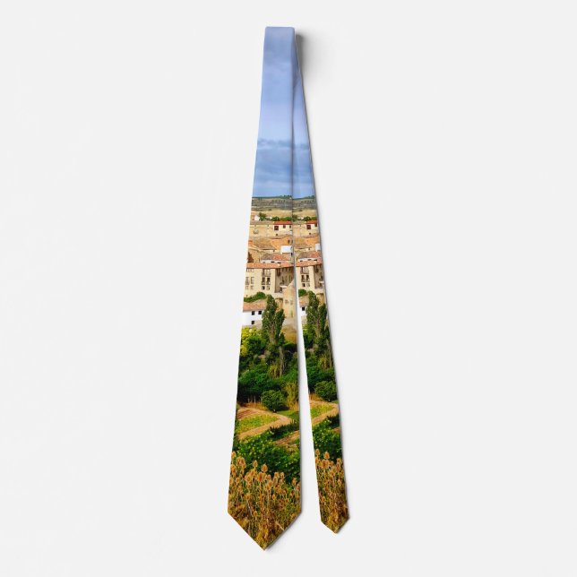 View of Torres del Rio Tie (Front)
