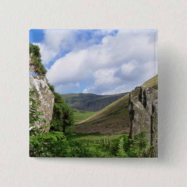 VIEWS OF WALES 15 CM SQUARE BADGE (Front)