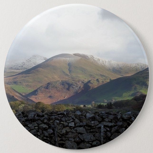 VIEWS OF WALES 6 CM ROUND BADGE (Front)