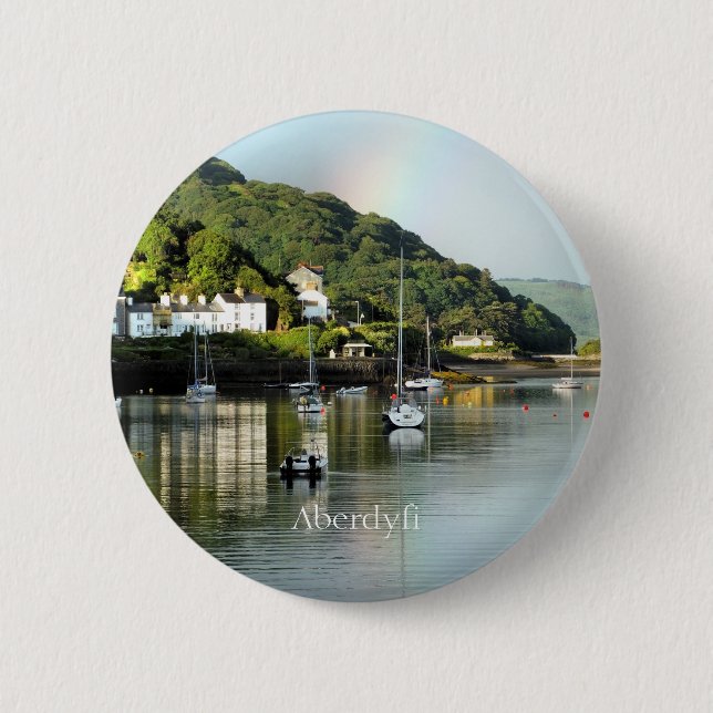 VIEWS OF WALES 6 CM ROUND BADGE (Front)