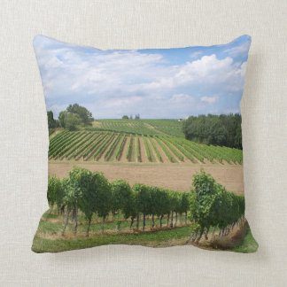 Vineyard - Vineyard (Bordeaux - France) 04 Cushion