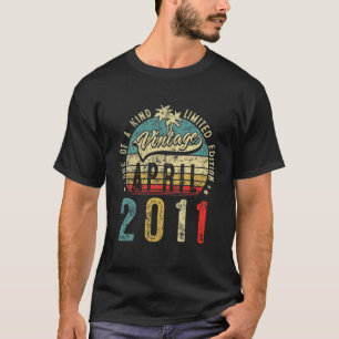 Vintage 11 Years Old April 2011 Decorations 11Th B T-Shirt