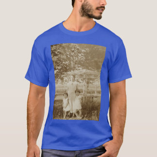 Vintage 1930s Family Farm boy T-Shirt