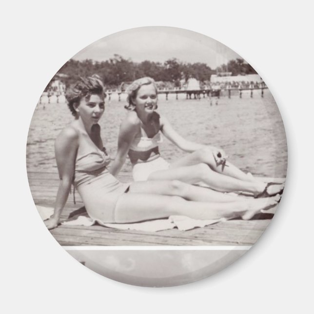 Vintage 1940s Magnet (Front)